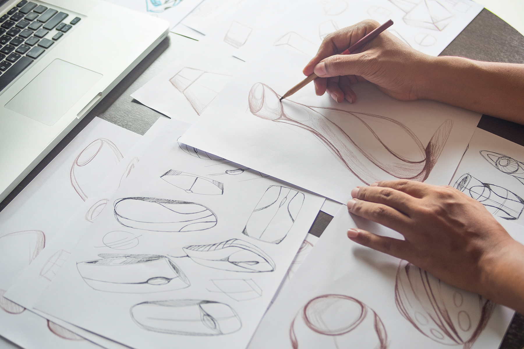 グラフィックデザイナー